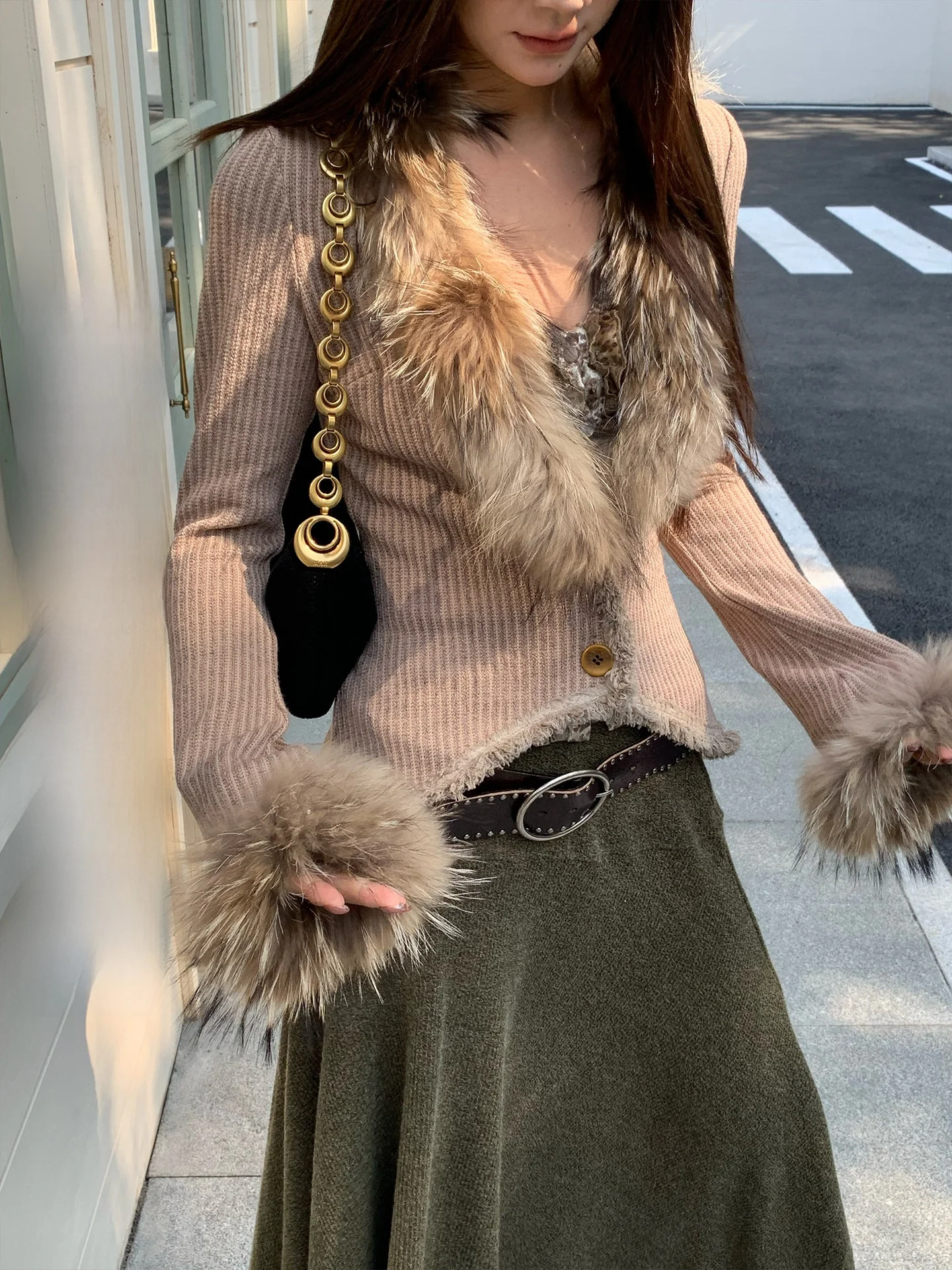 

Вязаный кардиган Early Spring Design с отстегивающимся меховым воротником, женский универсальный топ, стройнящий силуэт, из полиэфирного волокна, длинный...