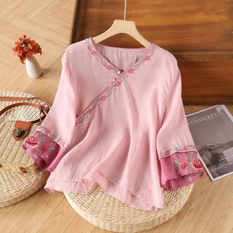 Summer cotton and linen top women's diagonal placket new ethnic retro shirt women's artistic loose embroidery tea suit