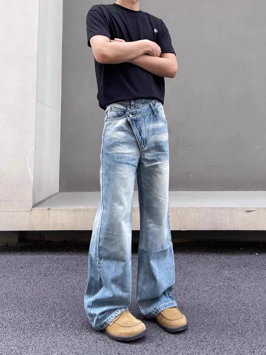 Calça Jeans Retrô Americana com Estampa de Gato Lavada, Unissex, Casual, Perna Reta, Comprida, Fibra de Poliéster, Cintura Mé...
