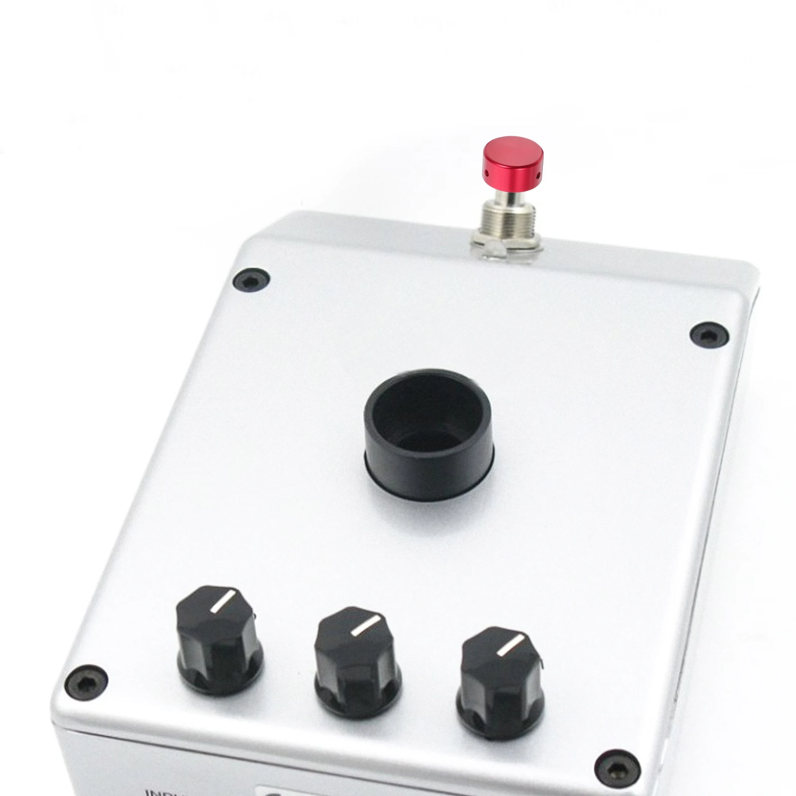 

1 set Guitar Effects Pedal Footswitch Toppers Metal Caps Red Durable Reusable Compact Install Simple Stable Practical