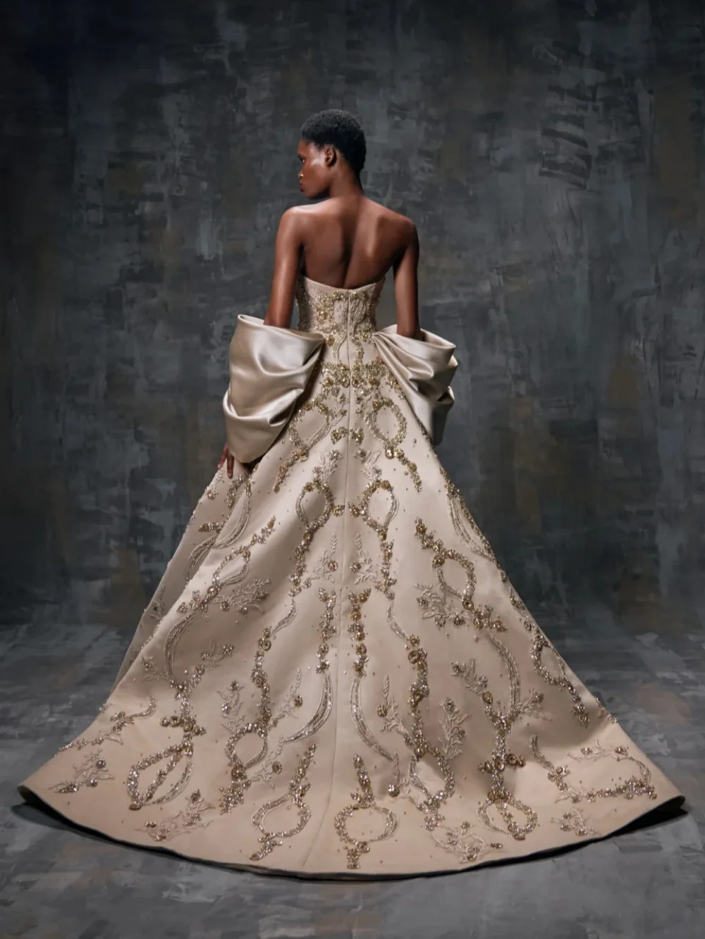 Chic Golden Crystal Evening Dress Luxurious Strapless A-line Long Wedding Party Gowns Customized Fashion Banquet Gowns