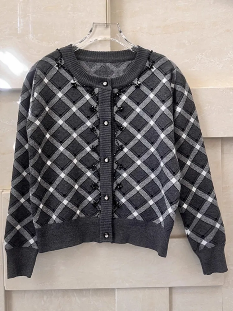 

Vintage Autumn Women Plaid Knitted Jacket Beading Sweater Cardigan Long Sleeve Slim Fit O Neck Knitwear Casual Lady Outwear Tops