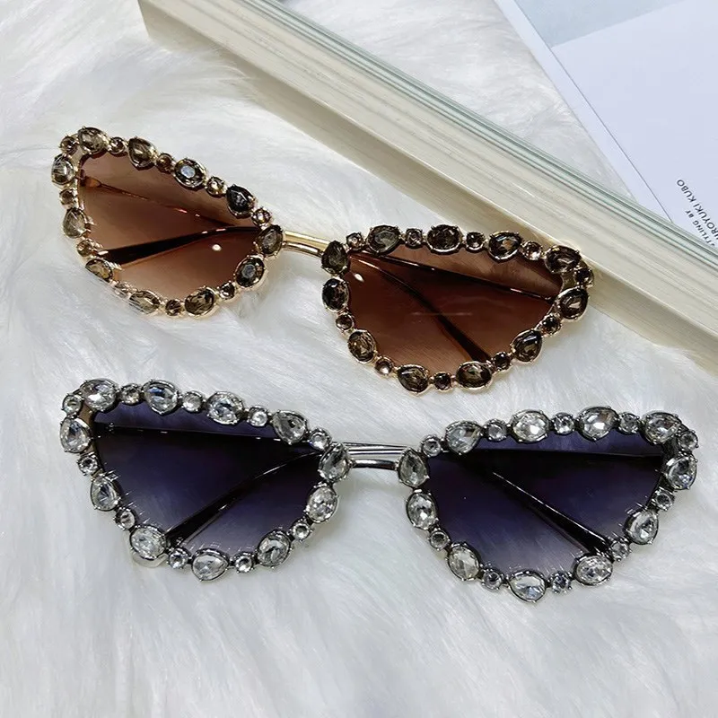 New Vintage Women Cat‘s Eye Sunglasses Lady Retro Brand Designer Brick and stone inlay Cat Eye Sun Glasses Female Eyewear UV400