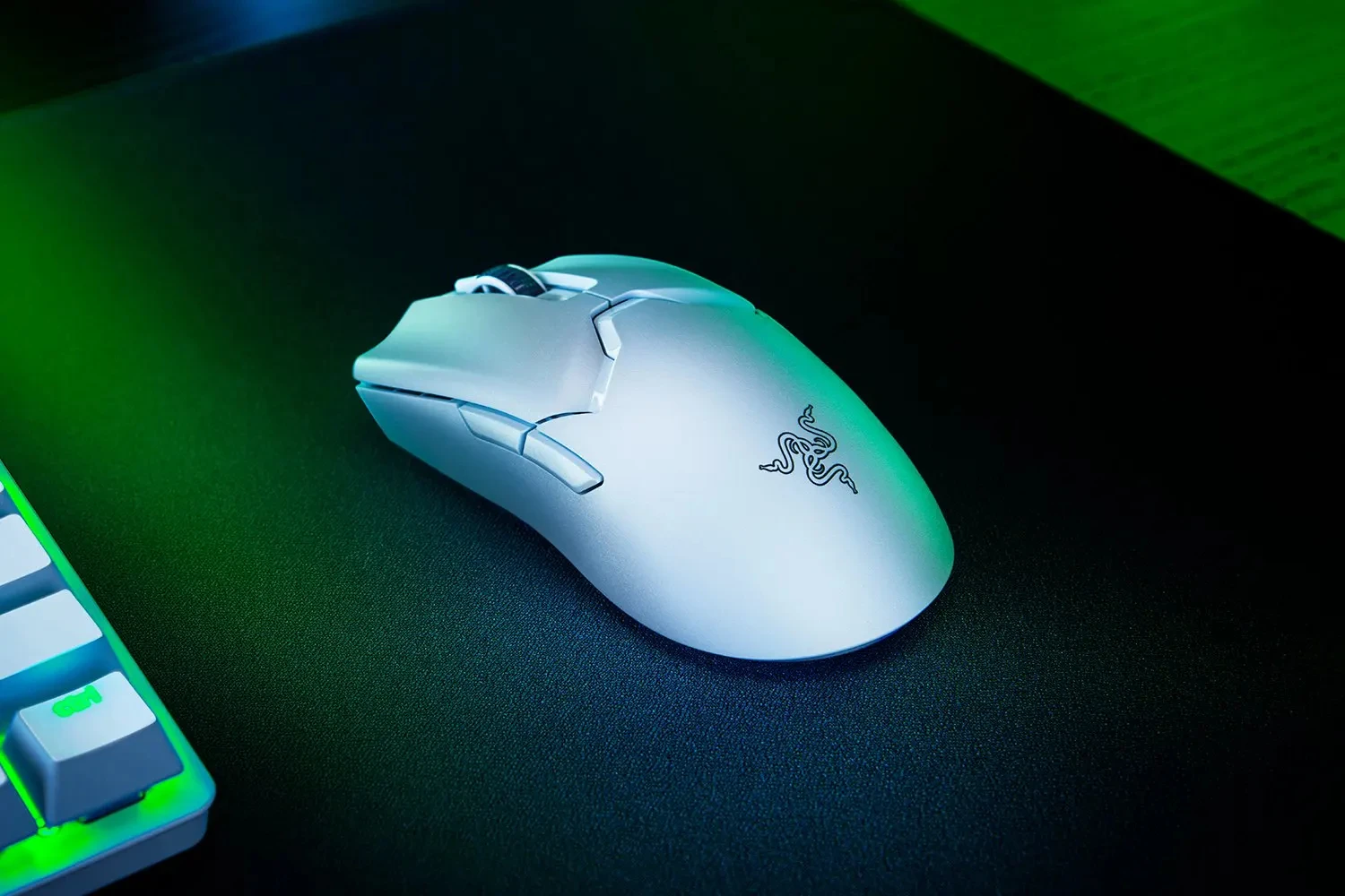 Razer Viper V2 Pro Wireless gamer mouse -Ultra-lightweight，30K