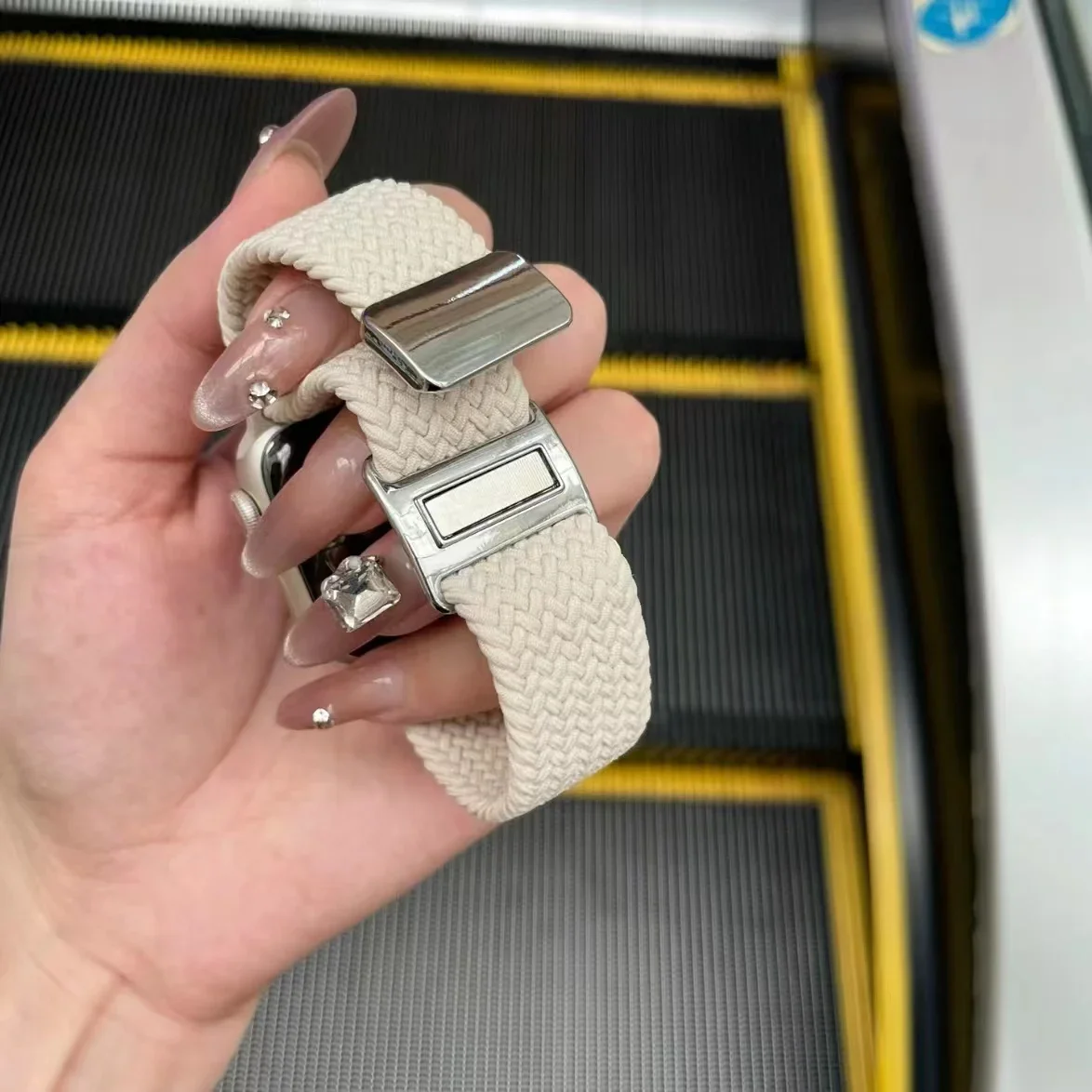 Magnetic elastic force nylon loop for Apple Watch Band For Women Correa for iwatch strap