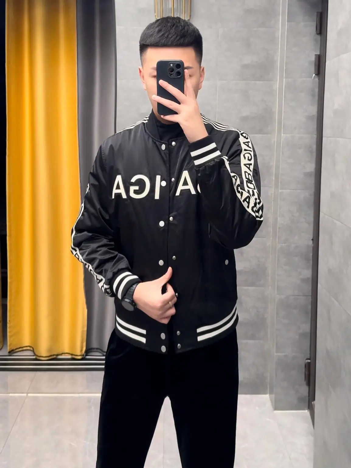 

Мужская легкая роскошная демисезонная куртка с бейсбольным воротником и надписью, удобная, универсальная, стильная верхняя одежда