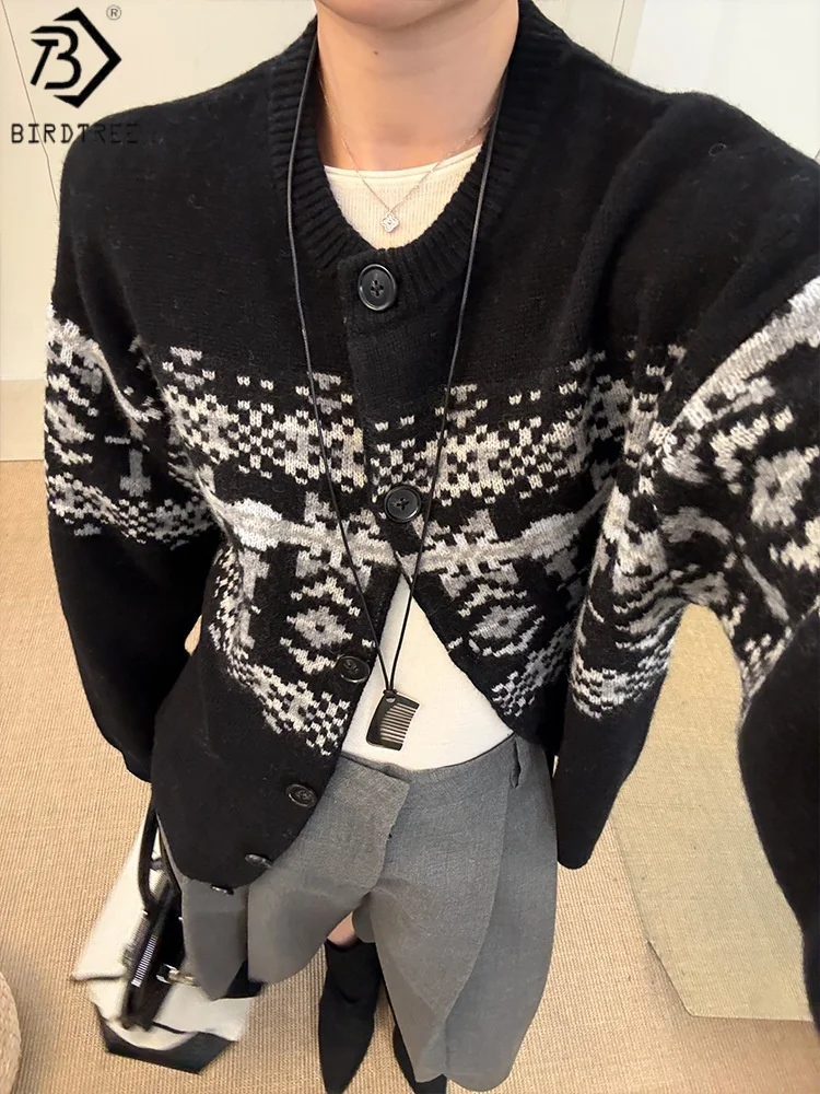 

Birdtree,100% Wool Knitted Cardigan,Woman Jacquard Single Breasted O-neck Knitwear,2025 Autumn Winter Korean-style Coat T5O408JF