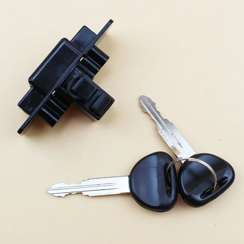 Car Styling Glove Box Lock Assembly with Keys MB846665 MB846666 for Mitsubishi Montero Pajero V31 V32 V33 1990-2000