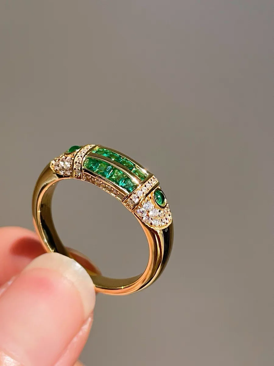 

BELLUX Fashion New Arrival 925 Silver Gold Plated Synthetic Zircon Emerald Full Diamond Vintage Ring