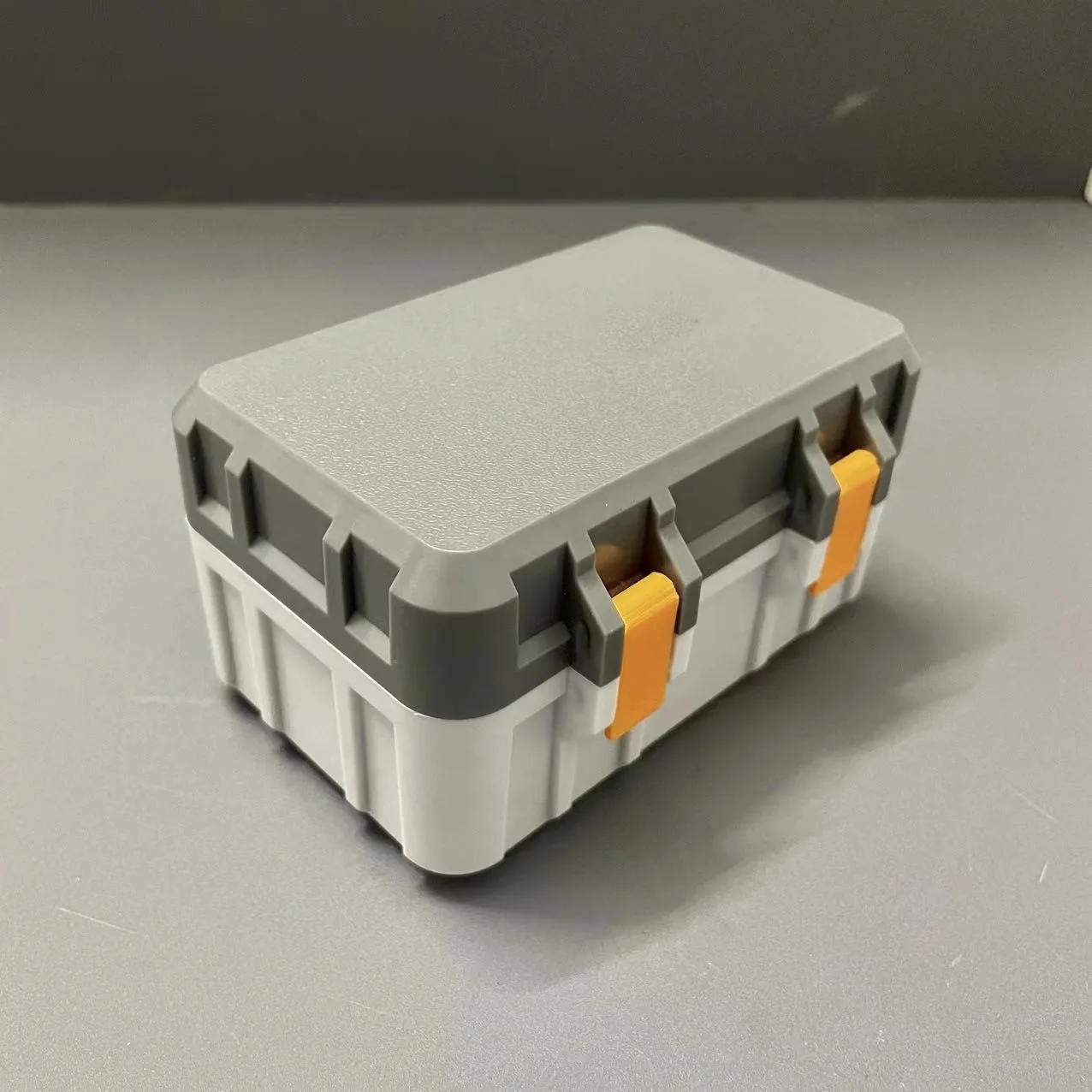 Portable Accessories Storage Box  molded sponge filling for collision and drop resistance Enhanced Protection