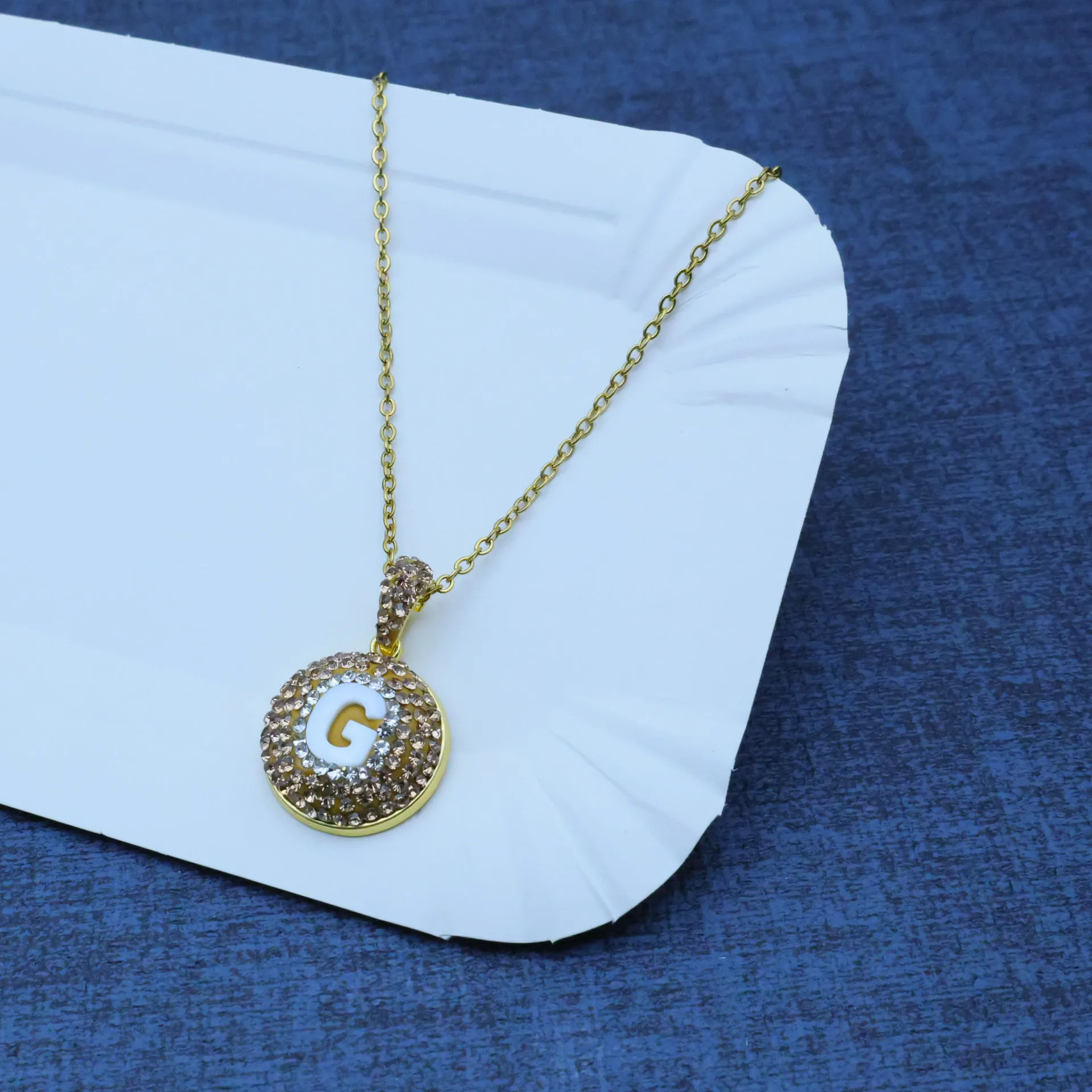DIY accessories Cross-border natural shell carving high-end letter G handmade design light luxury three-piece women's jewelry