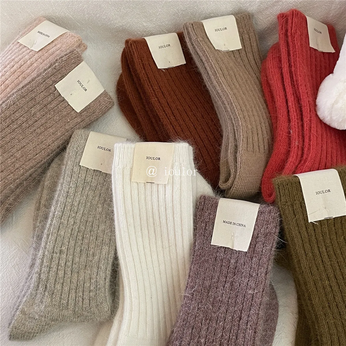 Sock Leisure Ankle Crew Fuzzy Thick Rabbit Fur Striped Winter Warmth Solid Color Pile Versatile mid-calf Socks B2W110