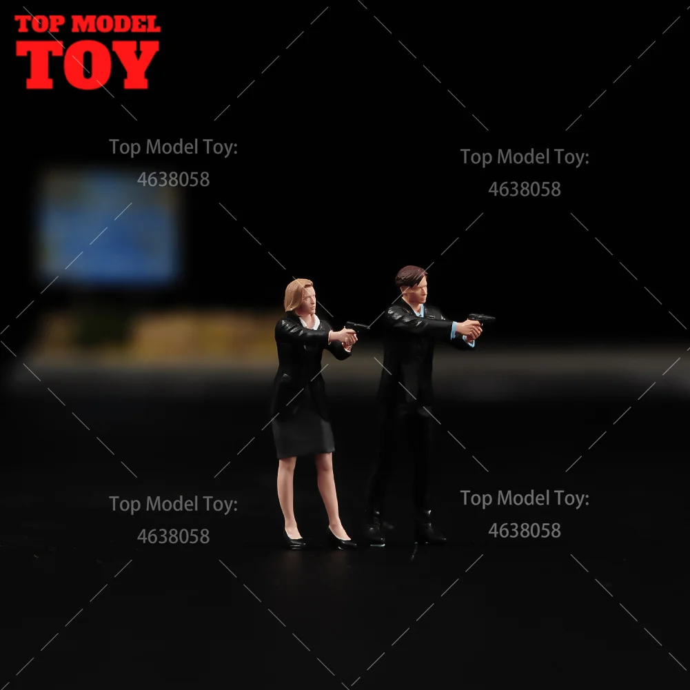 Painted Miniatures 1/64 1/43 Mulder Dinah Scully Scene Props Figures Model For Cars Vehicle Toy