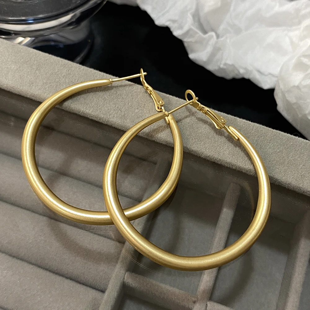 Freetry Simple Big Hoop Earrings for Women Exaggerated Vintage Matte Gold Color Plated Metal Earrings Minimalist Jewelry Gifts