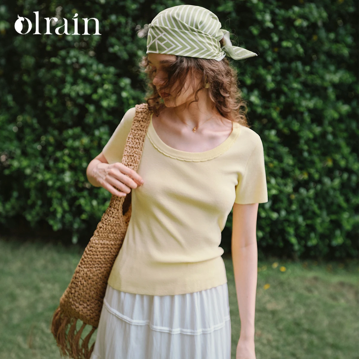 

OLrain Women Short Sleeve Knit Pullover French Minimalist Commut Style Jumpers Summer 2025 Fashion Low Crew Neck Tops O57XZ98598