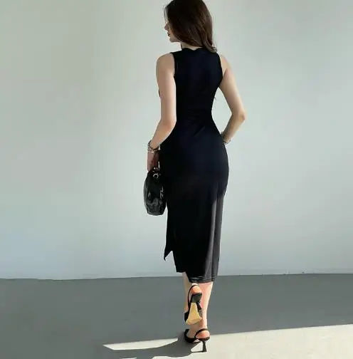 

Women's Dress Summer 2025 New Fashionable and Elegant Solid Color Sleeveless Round Neck Slit Tight Fit Dress for Women's Wear