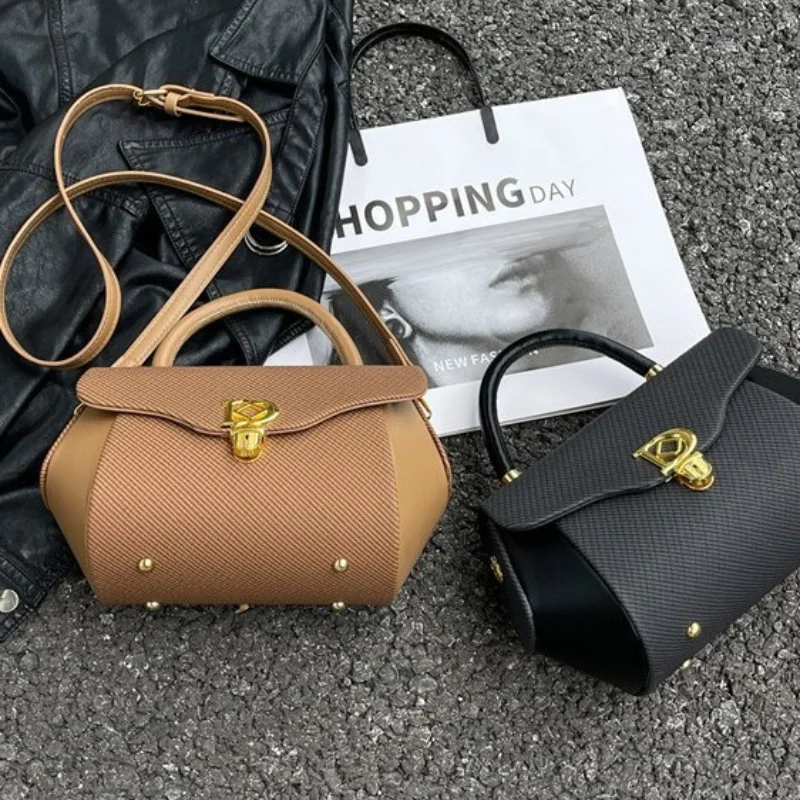 

2026 New Handheld Small Square Bag for Women Korean Style Patchwork Trendy Crossbody Textured Shoulder Bag