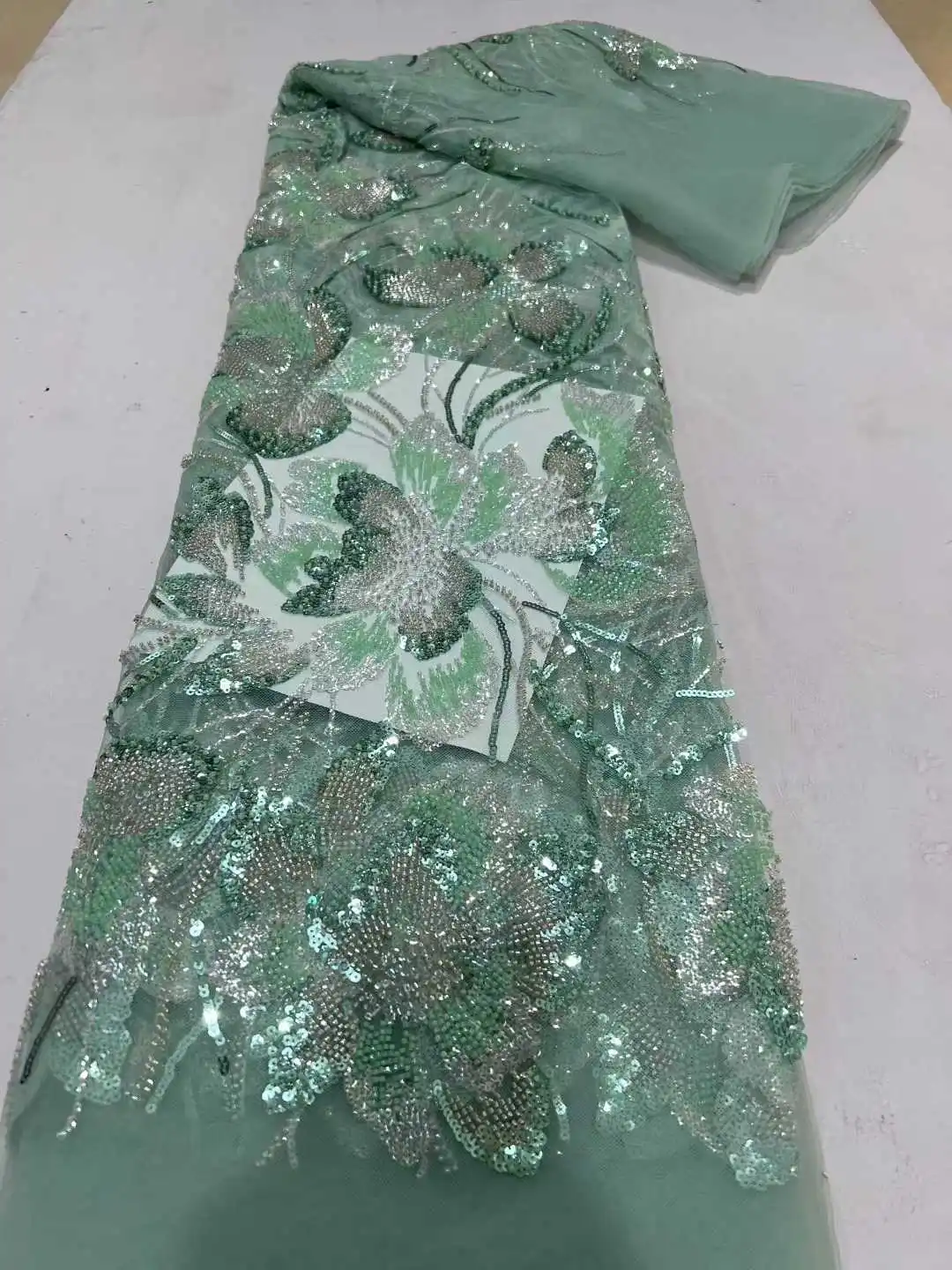 

French Fashion Lace Fabric High Quality Tulle African Sequins Lace Fabric Heavy Beaded For Elegant Dresses Nigerian Tulle Lace