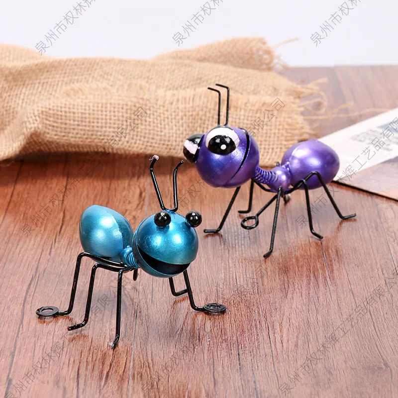 Creative Cute Wrought Iron Ant Small Ornament Home Decoration Living Room Children's Room Office TV Cabinet Decoration