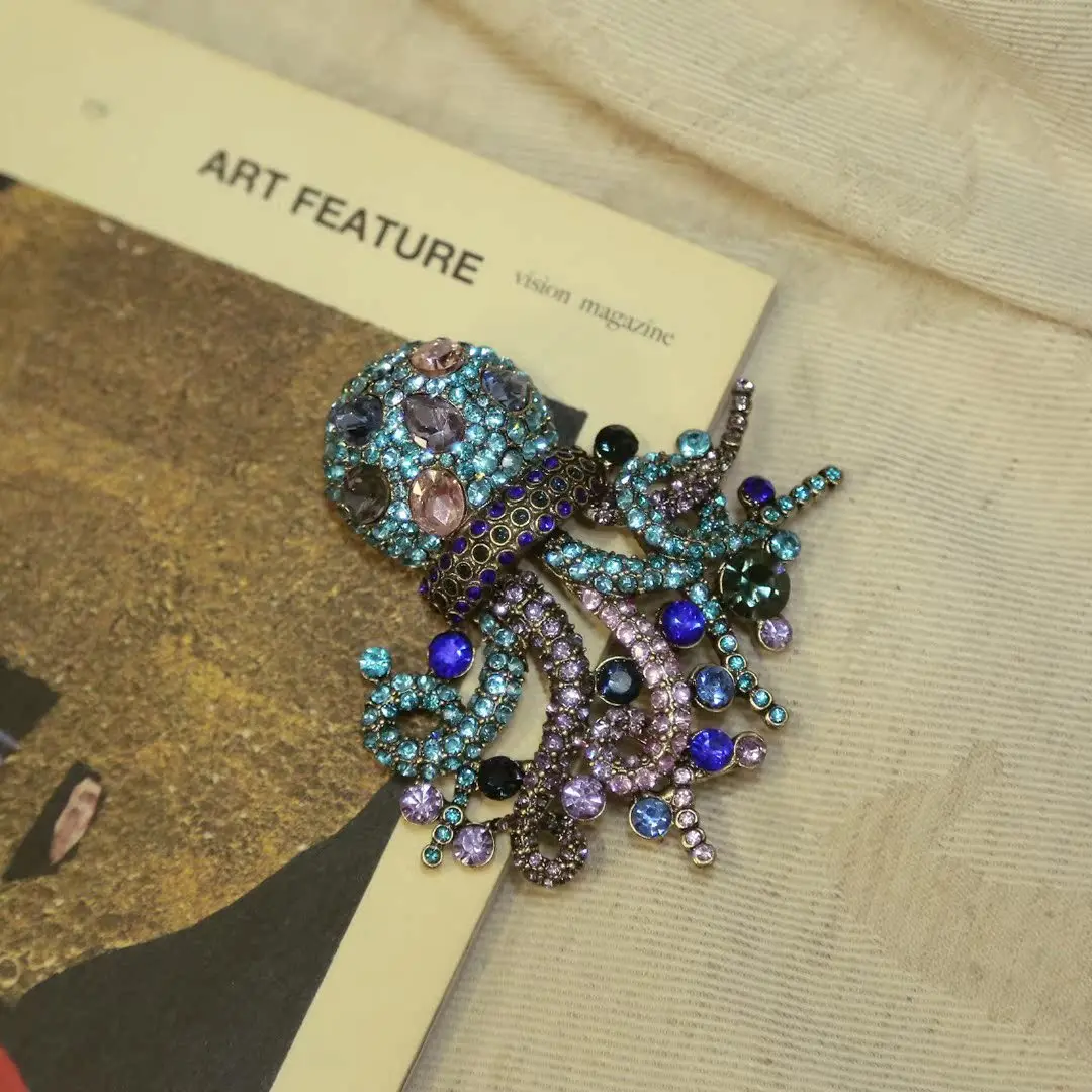 thumbnail image 2 of Flower Crystal Rhinestone Brooch Corsage Ladies Clothing Collar Pin... 2 of 14
