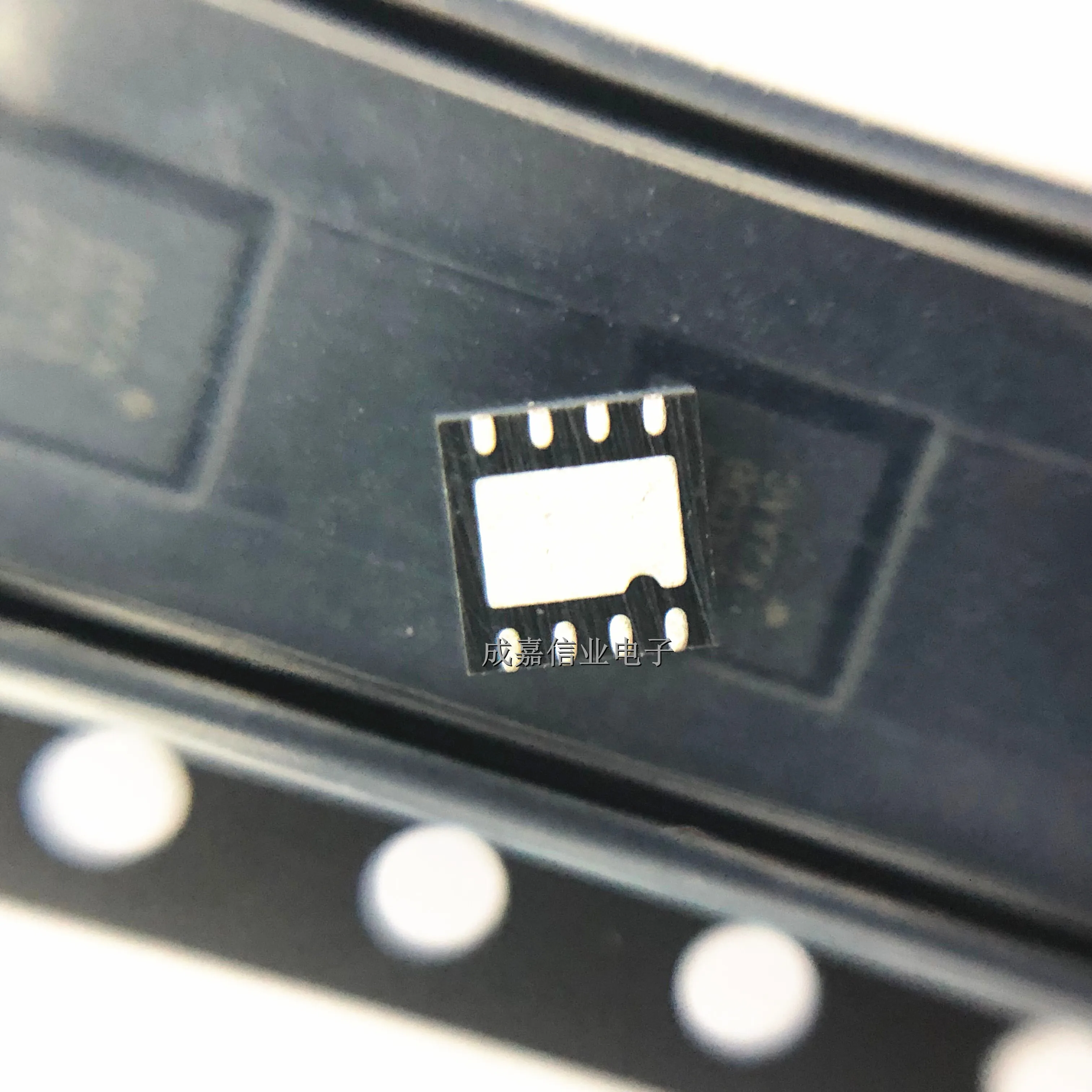 10pcs/Lot SGM2205-5.0XTDB8G TDFN-8L(3x3) MARKING;SGM CACDB Linear Voltage Regulator (LDO)