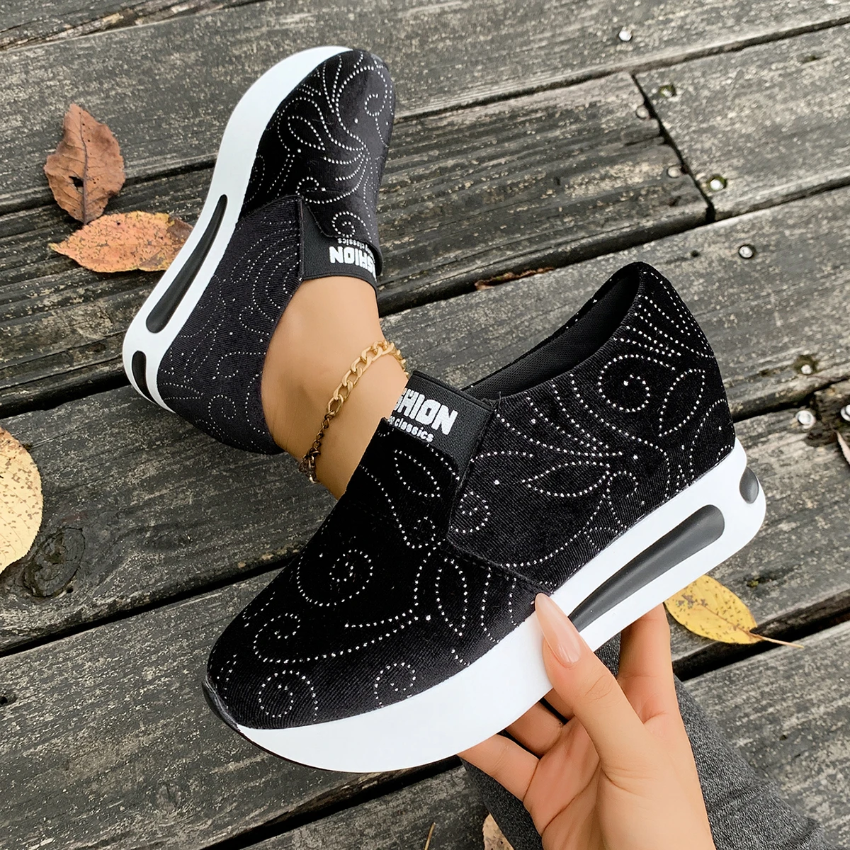 2025 New Women Ankle Boots Trend Fashion Boots Comfortable Outdoor Designer Shoes Women Casual Lightweight Plus Size Women Shoes
