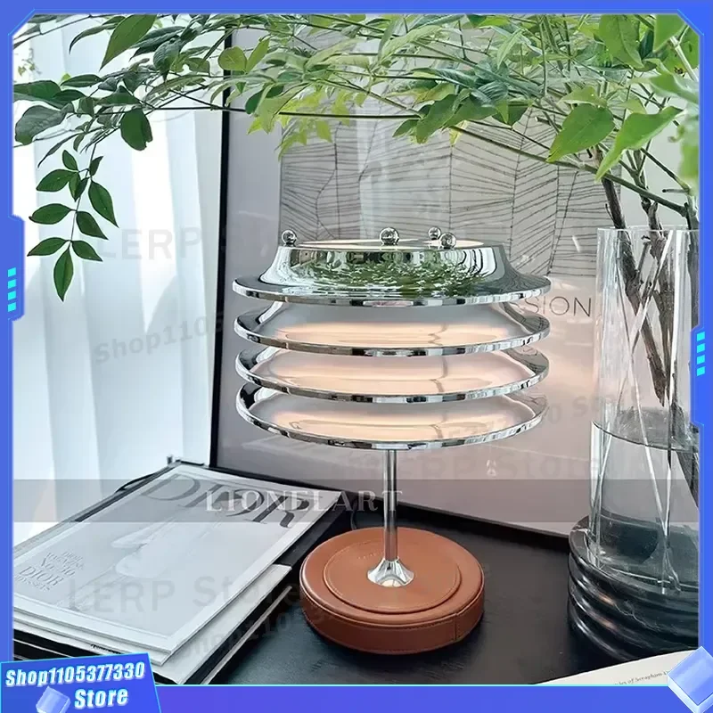 Modern Crescent Disc Table Lamp Light Luxury Atmosphere Night Light for Bedroom Bedside Living Room Desk Decor Premium Design