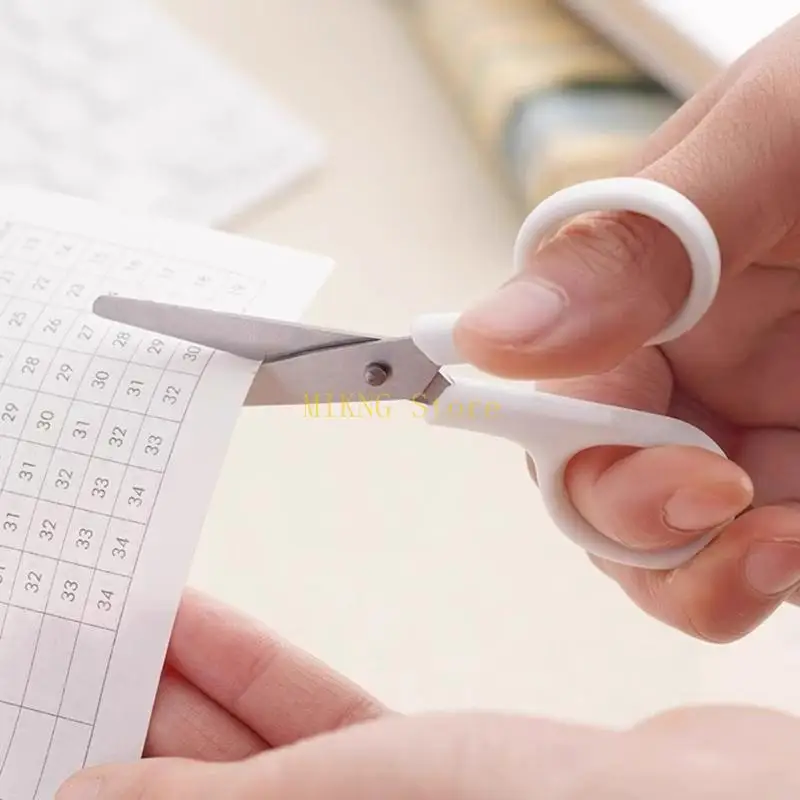 مقص غطاء أمان غير مشوه، مبراة مدببة، مقبض مريح للاستخدام المنزلي والمكتب، أفضل مبيعات