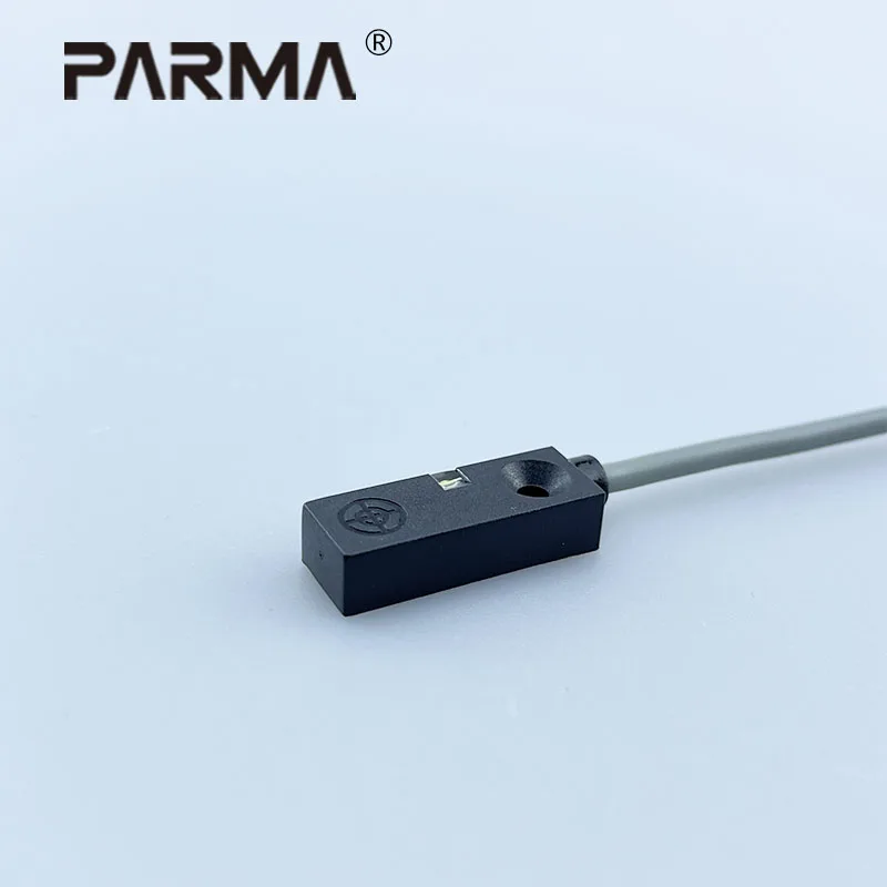 

PARMA Q10 Square Proximity Sensor NPN PNP 10-30VDC 3-wire IP67 Sensing Distance 2mm/4mm Metal Inductive Switch with 2m Cable