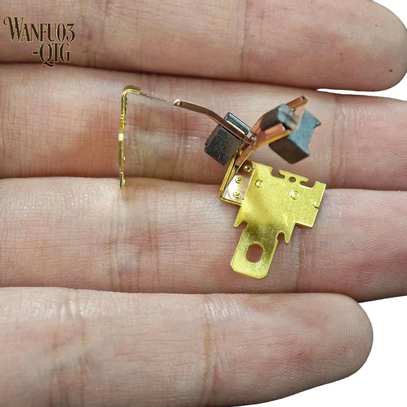 

Hot Sale 2Pcs Carbon For HITACHI METABO WORX Hilti Ryobi DEVON 545 555 550 Radio Motor Brush Holder