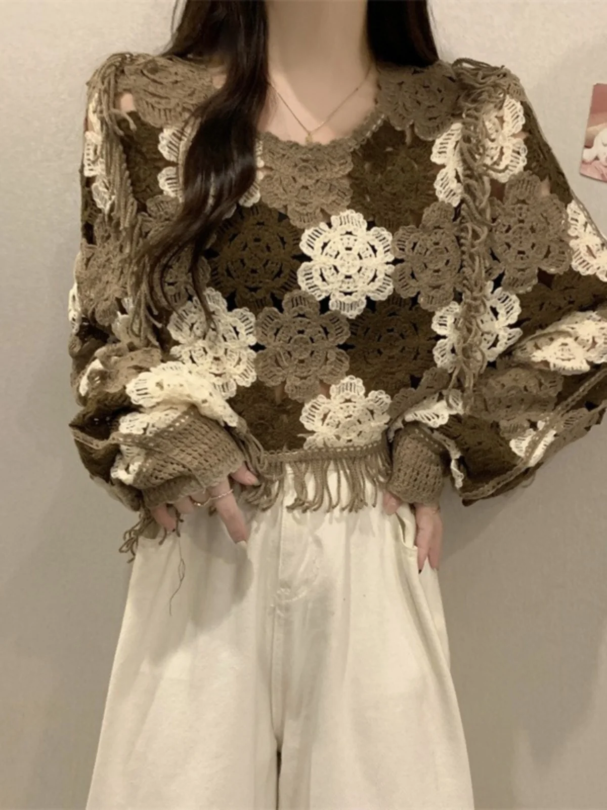 

Slimming Short Knit Sweater with Tassel Hollow out Design for Women Early Spring Large Size Base Layer Top Korean Style