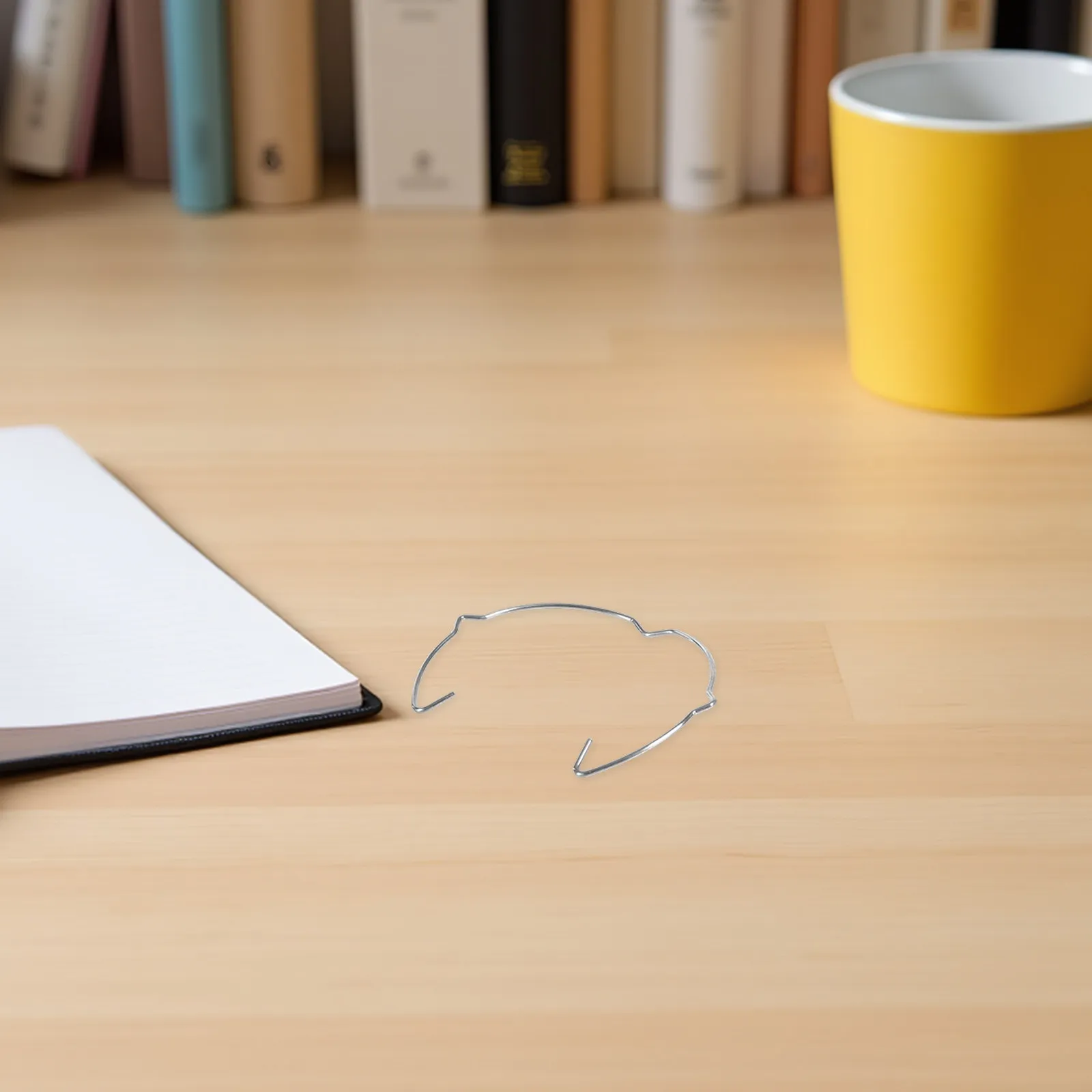 

20 шт. металлических пружинных зажимов для крепления светильников, серебристые кольцевые держатели для точечных светильников, запасные части для потолочных светильников, фиксирующие крепления для светильников