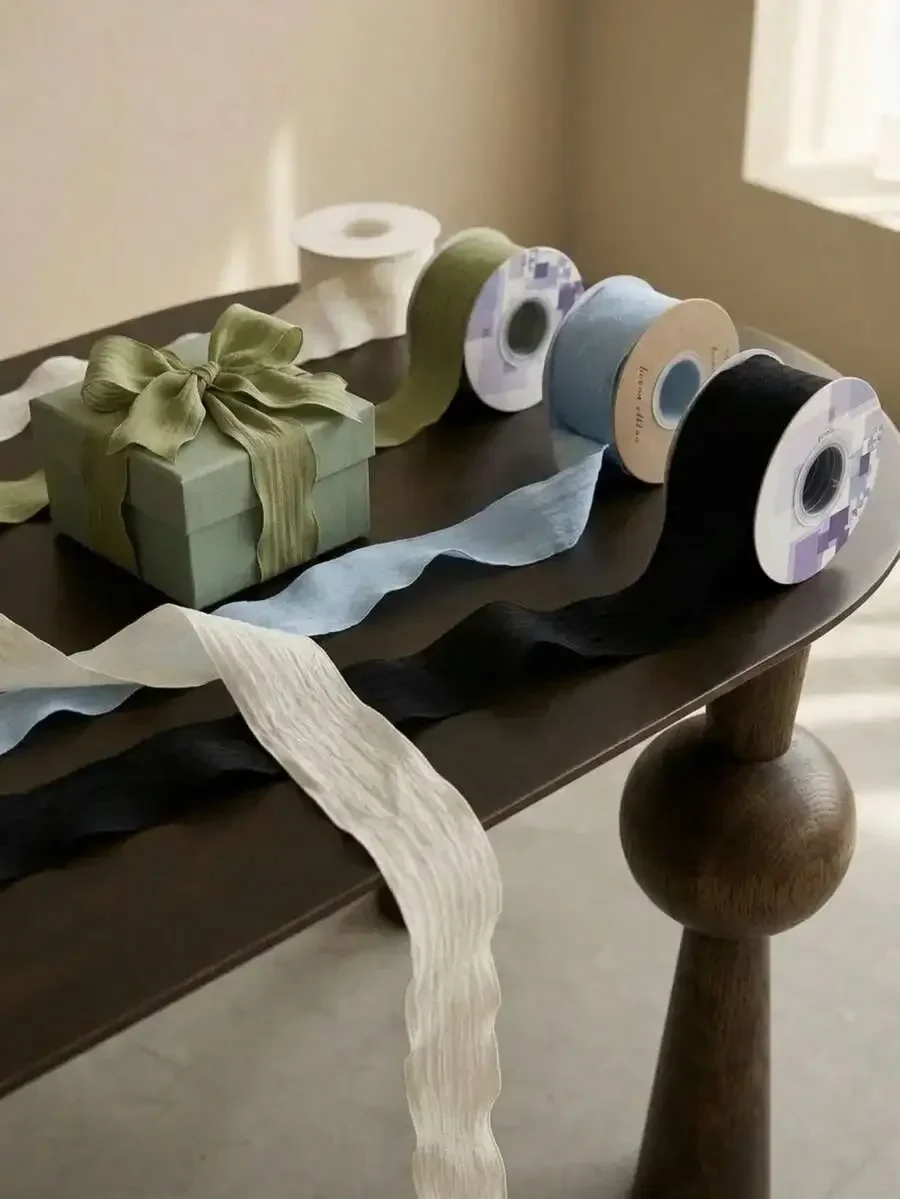 

1 Piece Of New Crepe Pleated Ribbon Fabric Gift Wrapping Ribbon, With Satin Texture And Crepe Pleated Design