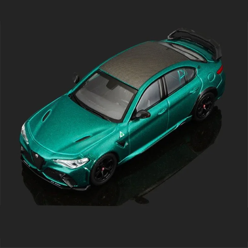 1:43 Alfa Romeo Giulia GTAm Alloy Sports Car Model Metal Miniature Scale Vehicle Car Model High Simulation Toy Gift