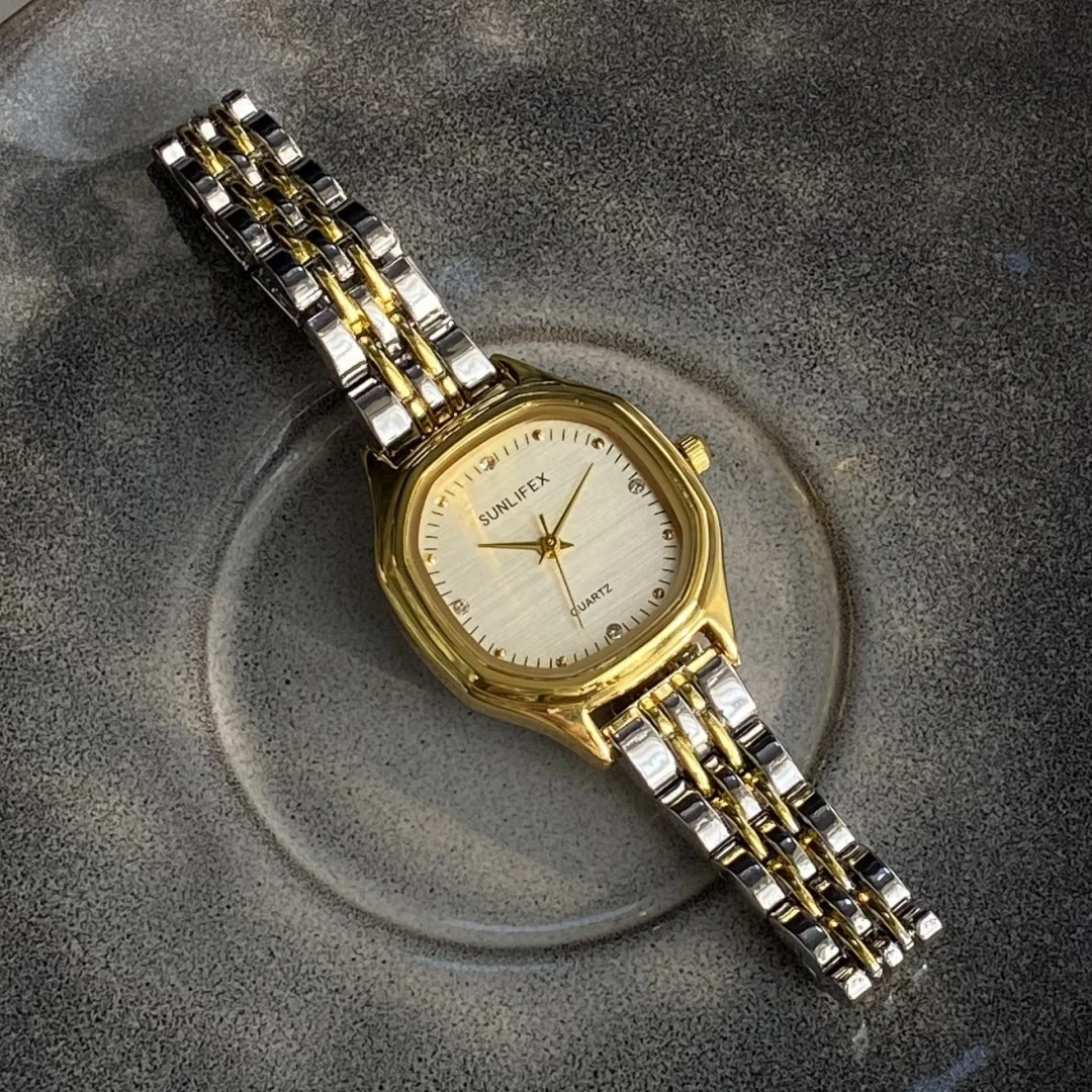 ควอตซ์นาฬิกาสําหรับผู้หญิงนักเรียนสุภาพสตรีนาฬิกาแฟชั่นนาฬิกาข้อมือของขวัญ Reloj Mujer Elegante Reloj De Mujer