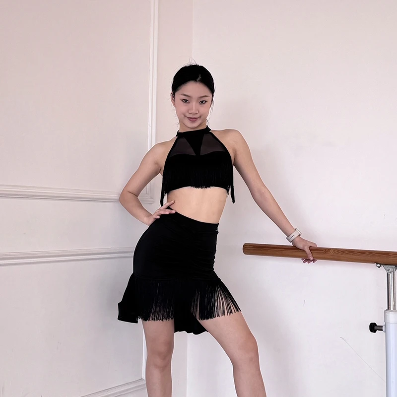 Robe de danse latine pour femmes, haut à col suspendu avec jupe à franges, costume d'entraînement pour adultes, Chacha Rumba Tango, vêtements latins, 2025 DQS19815