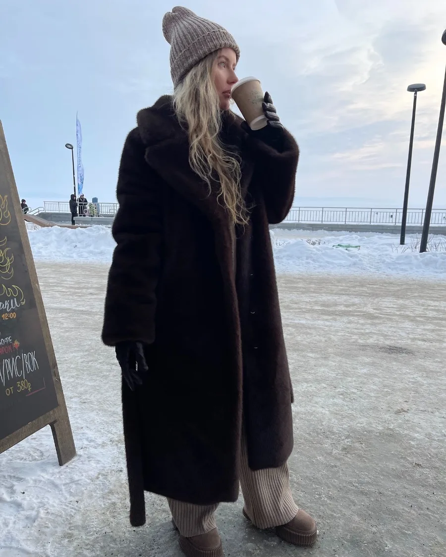 Casaco maxi de pele sintética marrom vintage premium com cinto deslumbrante mob esposa parka outwear pele de vison aconchegante inverno roupa quente inspiração