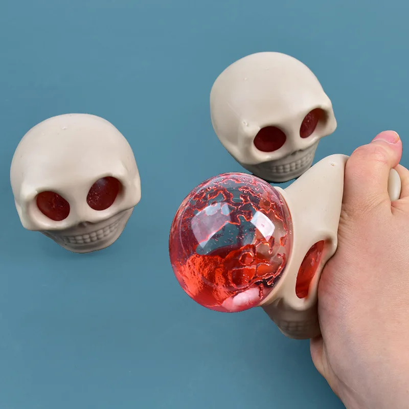 Balles anti-Stress crâne à presser pour Halloween, jouet de décompression avec sang et asticots, jouet de farces pour adultes et enfants