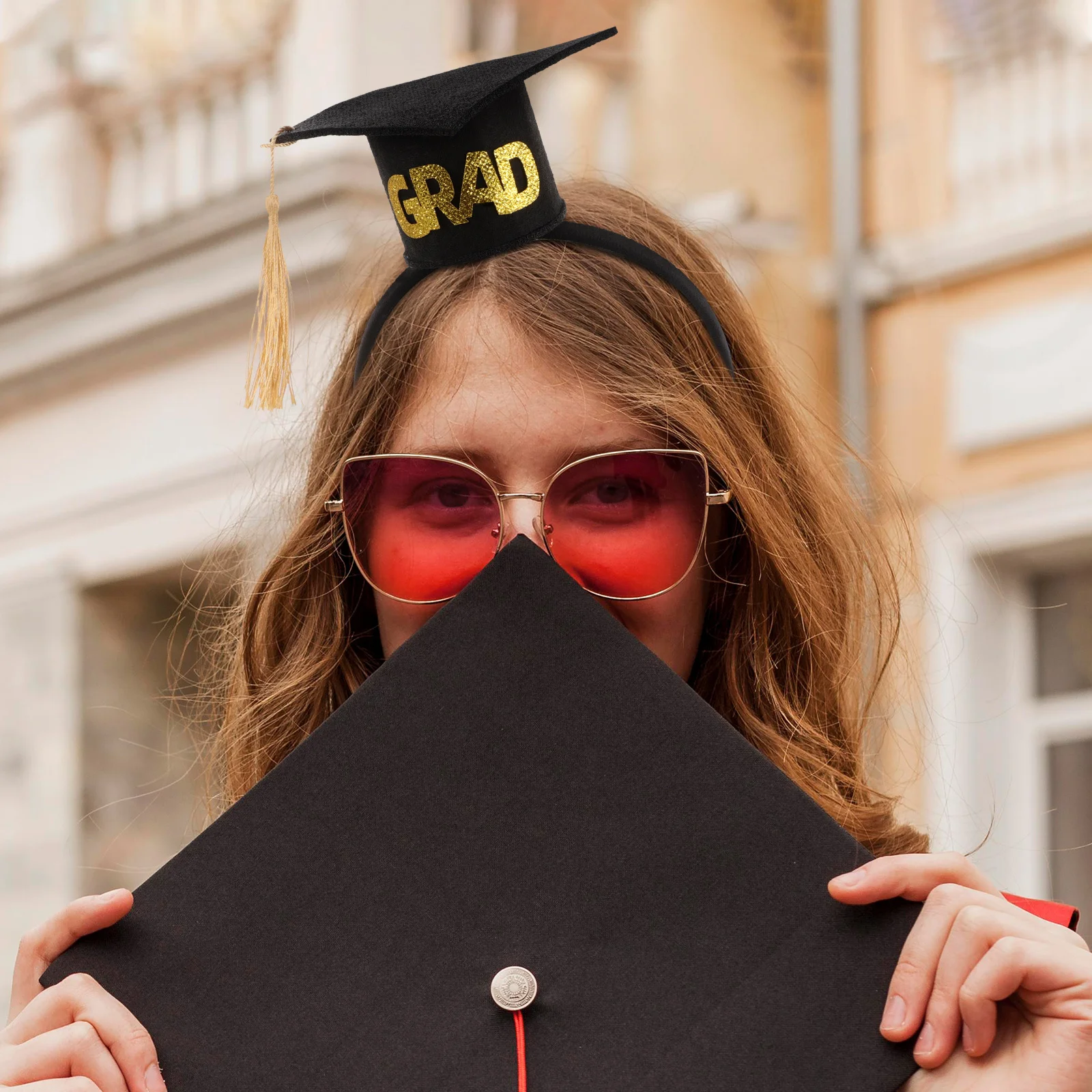 

2Pcs Graduation Tassel Headband Mini Bachelor Cap College Graduation Party Decoration Accessories Party Hat Headband