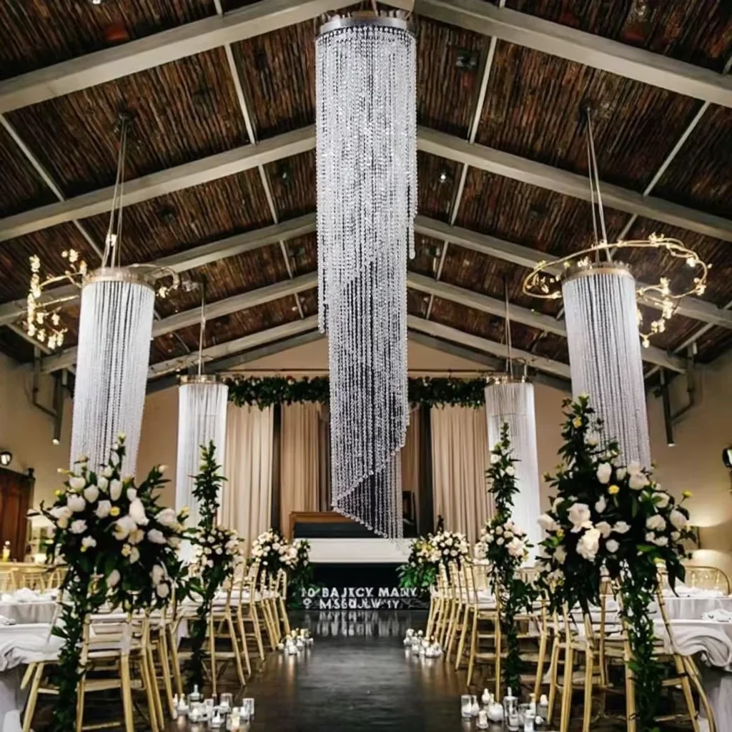 

4pcs Luxury Crystal Pendant Ceiling Hanging Decoration Iridescent Bead Chandelier Spiral For Wedding Stage Hall Party Decoration