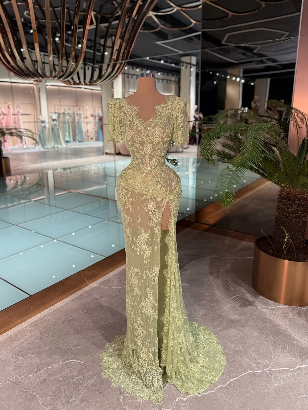 Vestido de noche Formal de manga corta, exquisito vestido de noche de encaje de corte A, vestido de fiesta hasta el suelo con abertura lateral Sexy