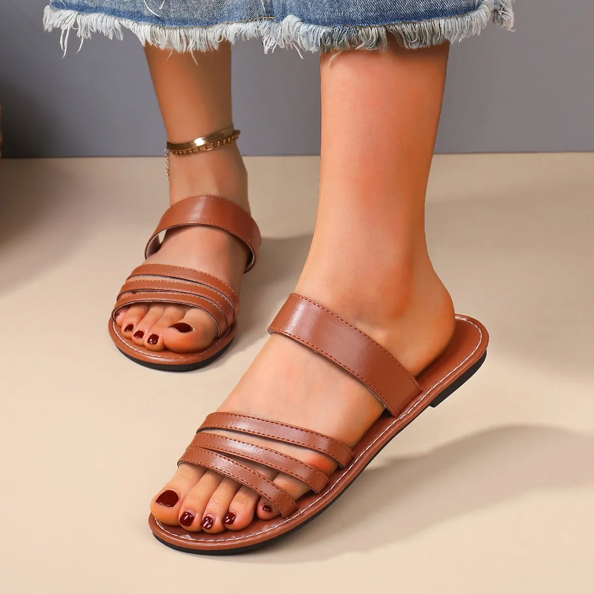 

*Fashionable New Elegant and Lightweight Flat Slippers Summer Round Toe Comfortable and Sexy Non Slip Casual Slippers for Women