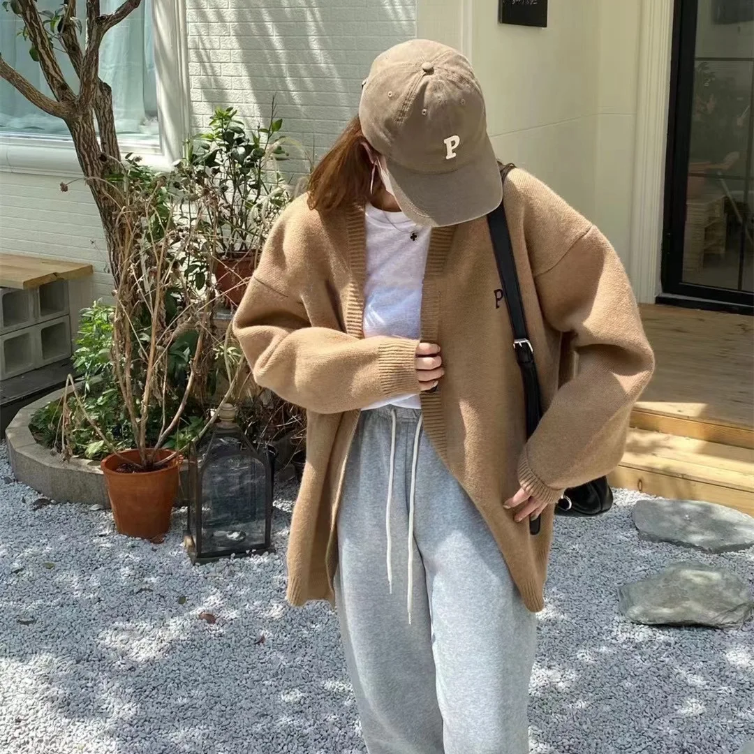 

Embroidered Sweater Women's Coat 2025 New Style Women's Autumn and Winter Laid-back V-neck Loose Thick Knitted Cardigan