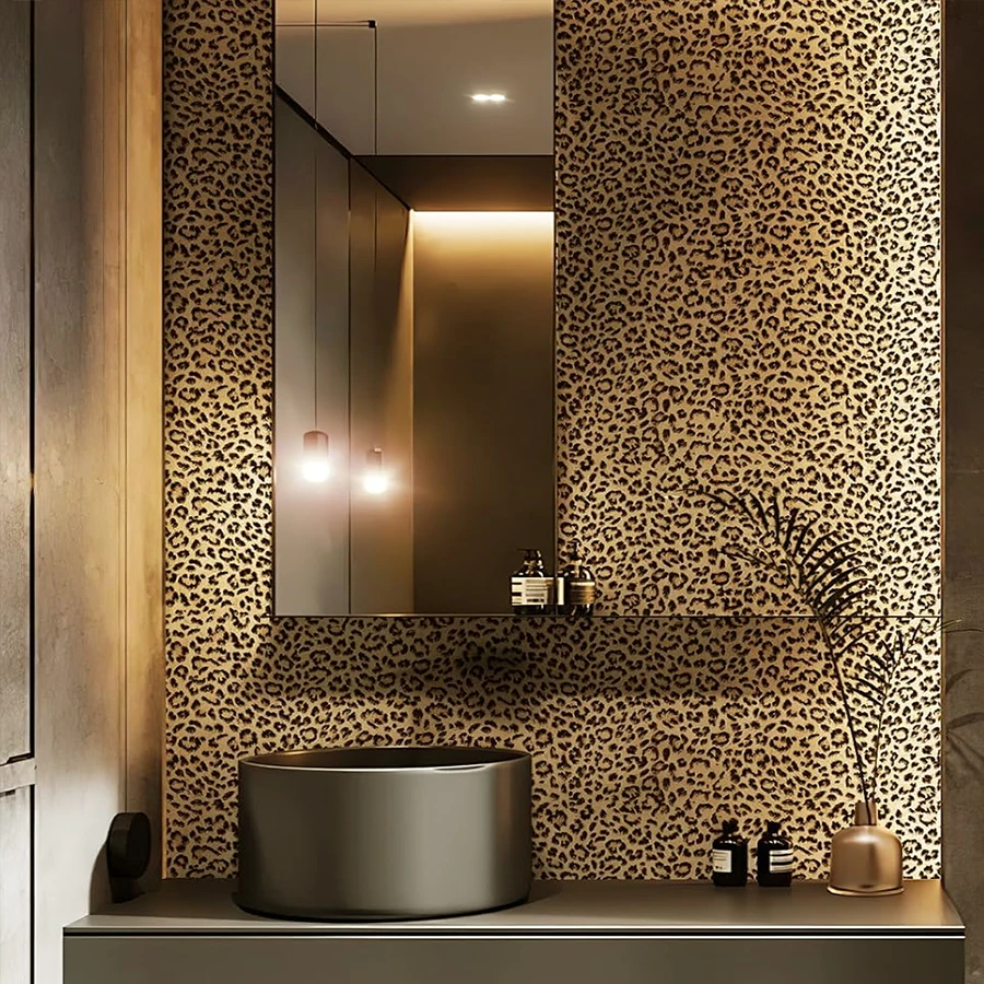 

1 roll of leopard print pattern self-adhesive wallpaper PVC background wall, living room decoration wall treatment wallpaper