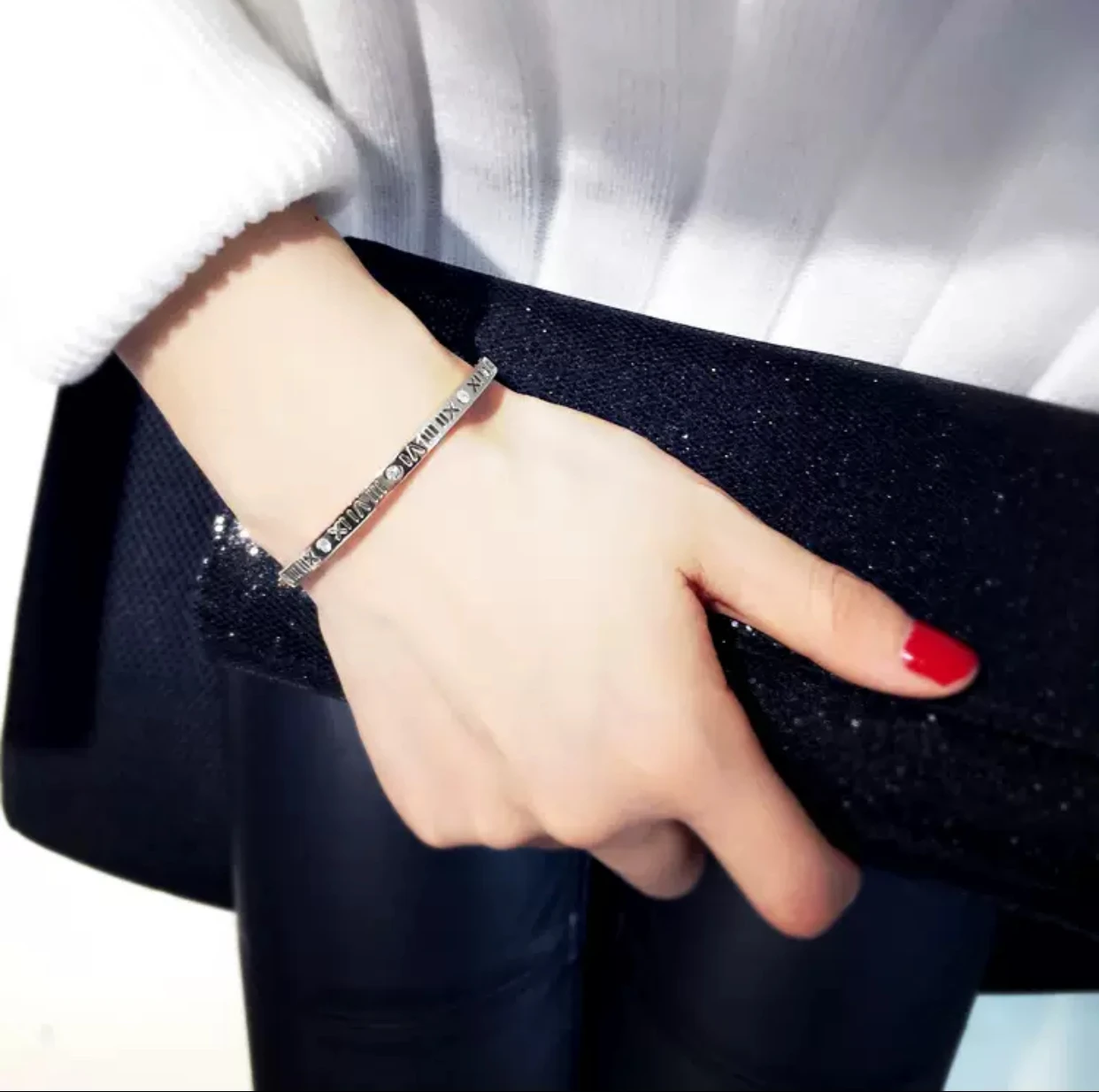 

Couple Titanium Steel Bracelet Fashion Personality Luxury Design Sense Bracelet Korean Simple Women's Bracelet Accessories Men's