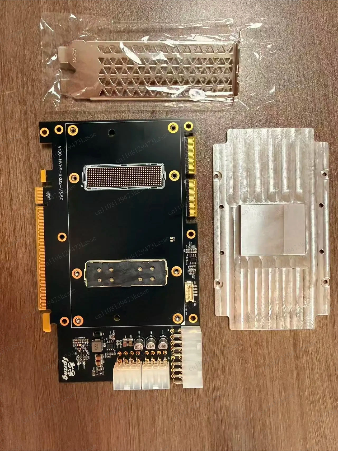 V100 SXM2 16GB GPU + SXM2 zu PCIe Adapter-Board |   Dampfkammer-Kühlung für KI-Server-Computing