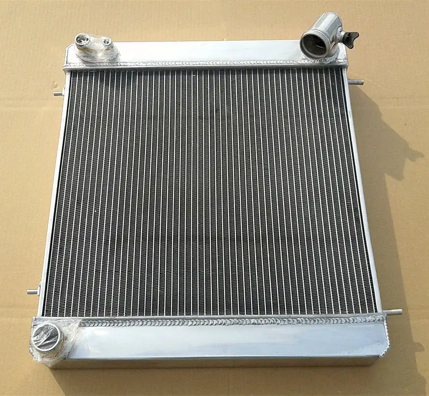 3 Row Aluminum Radiator for 1965-1967 Jaguar XKE Series 1 S1 4.2L Manual 1965 1966 1967