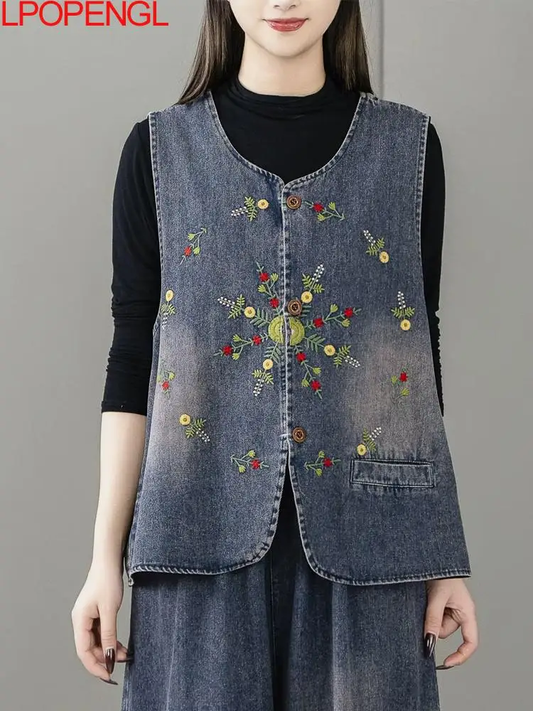 

Ethnic Style Autumn Women's 2024 Literary Retro Embroidery Loose Casual O-neck Sleeveless Single Breasted Denim Vest Outerwear