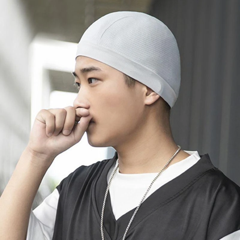 R1WE خوذة فتل العرق بطانة التبريد قبعة الجمجمة تشغيل قبعة الدراجات ماصة للعرق خفيفة الوزن Skullcap للرجال والنساء