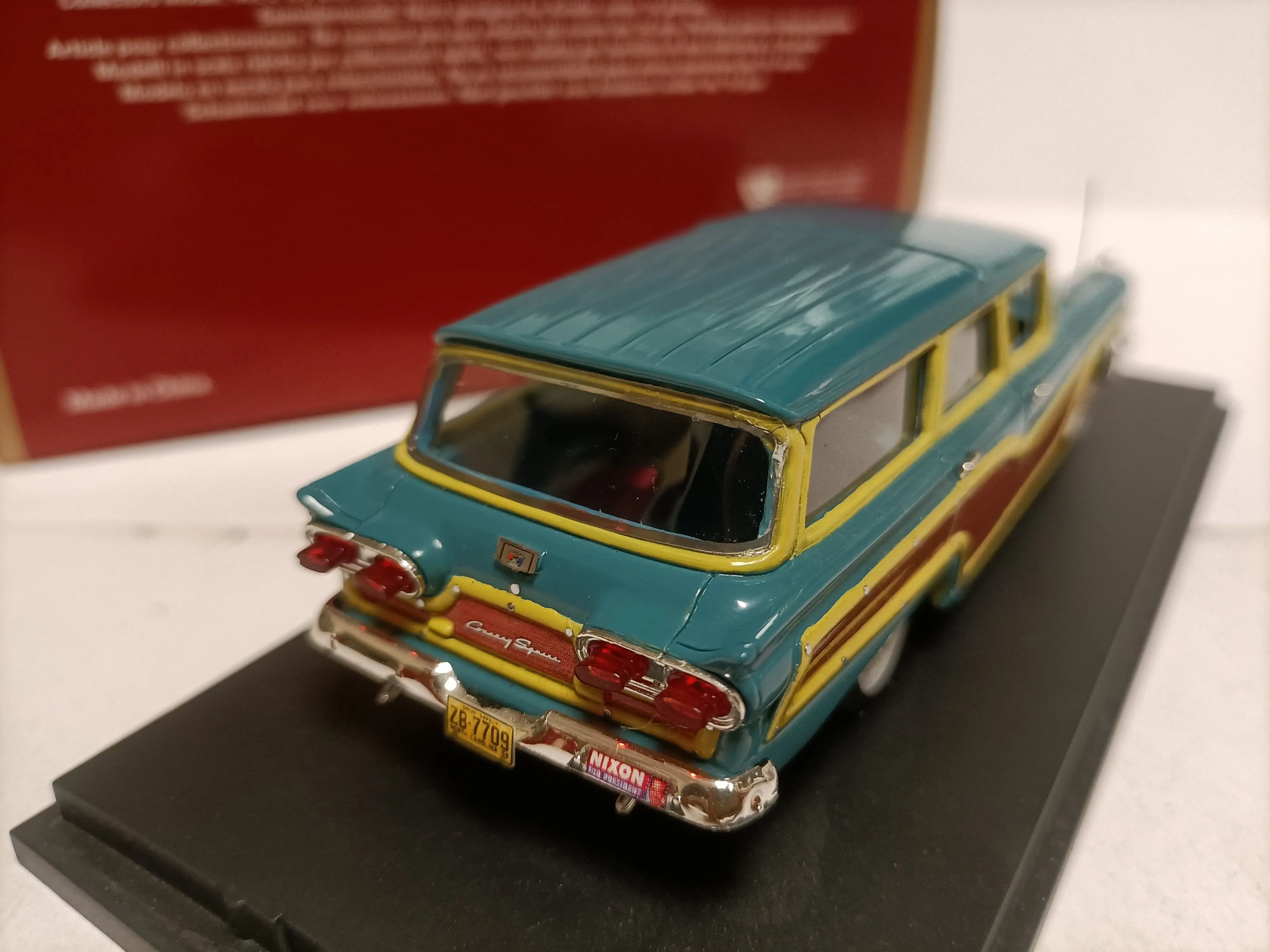 Goldvarg 1:43 Country Station 1958 Simulation Limited Edition Resin Metal Static Car Model Toy Gift